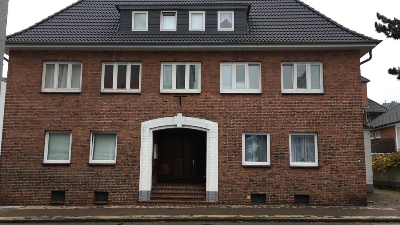 Altes Pastorat Am Husumer Hafen Lejlighed Husum  Eksteriør billede